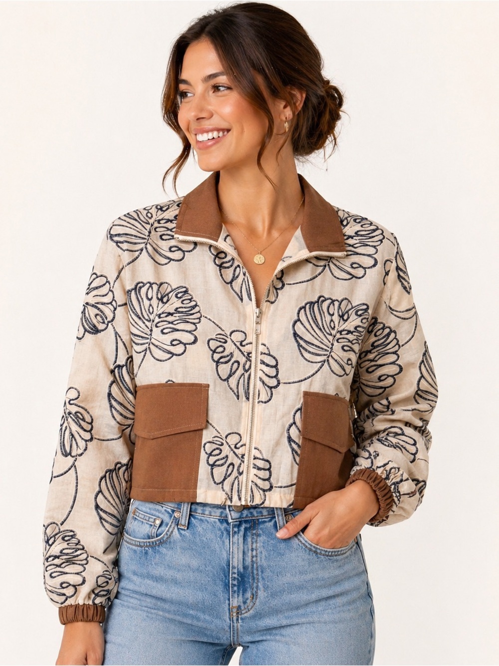 La Ros NWT One Size Beige Black Leaf Print Cropped Jacket